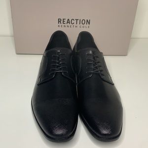Kenneth Cole Reaction Edison Textural Toe Oxfords
